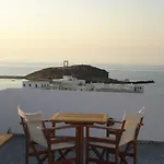 パノラマ 2* Naxos City